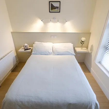 Bed & Breakfast Slidala
